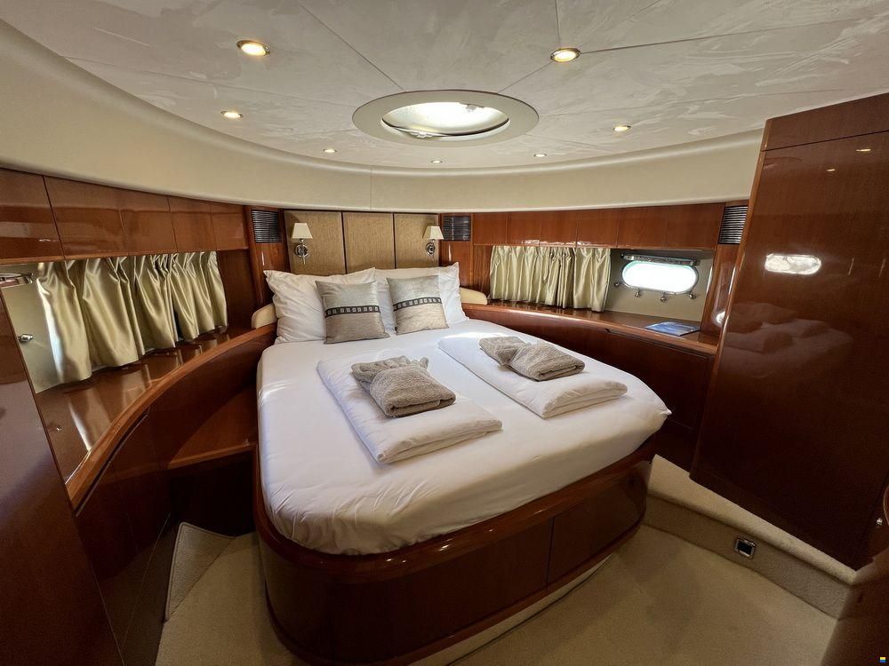 Princess 21M