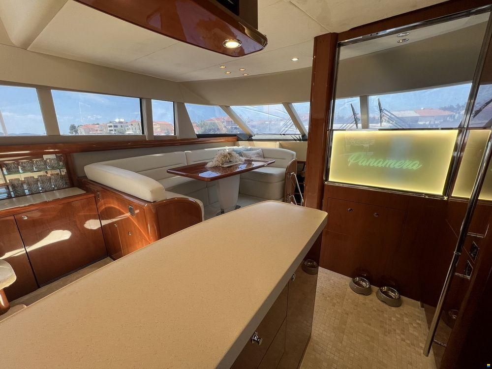 Princess 21M