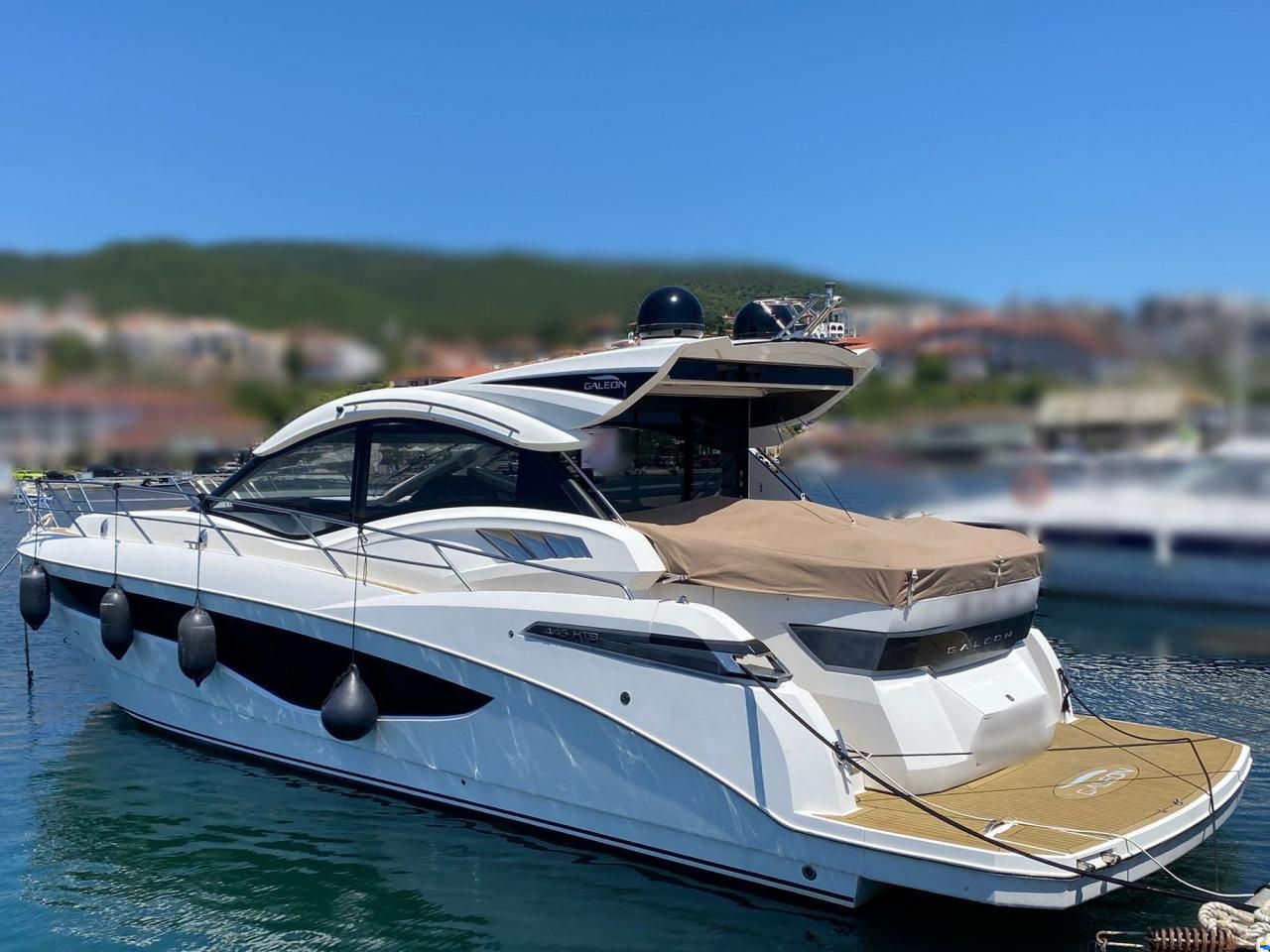 Galeon 445 HTS