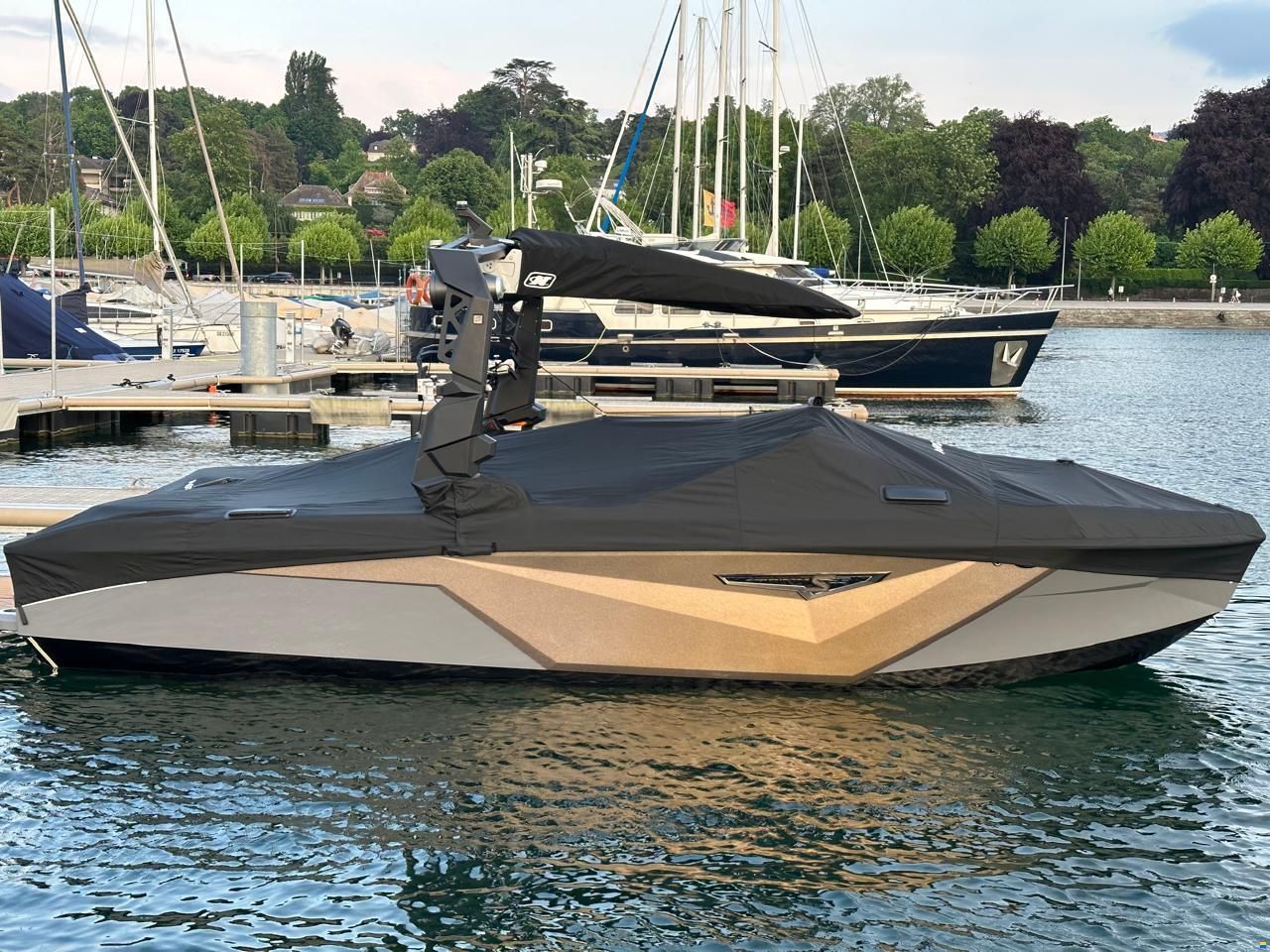 Nautique S23