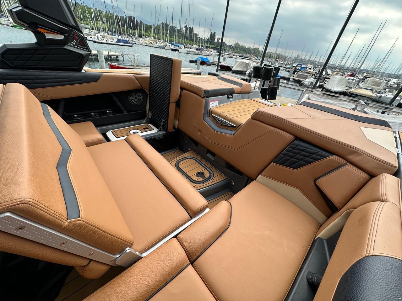 Nautique S23