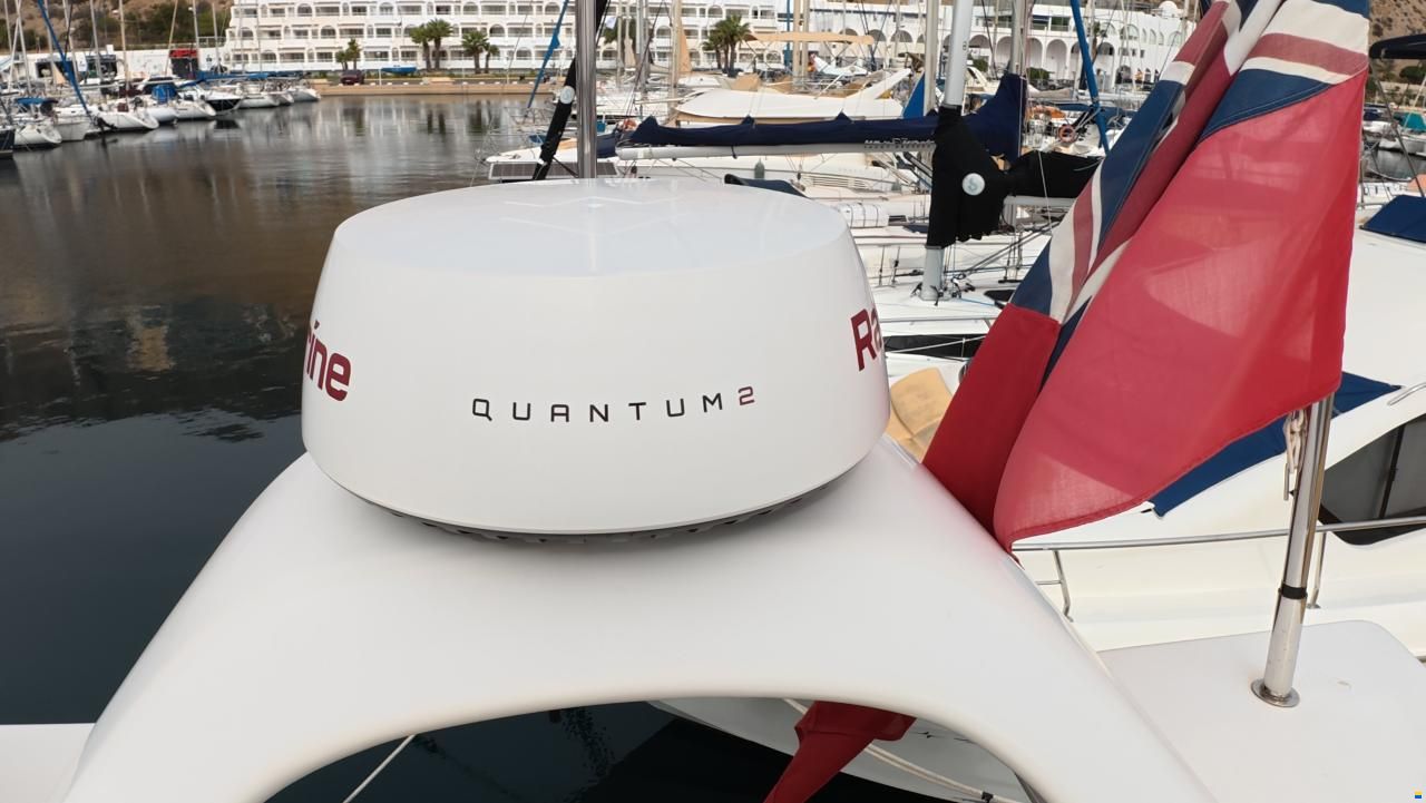 Sealine F42/5