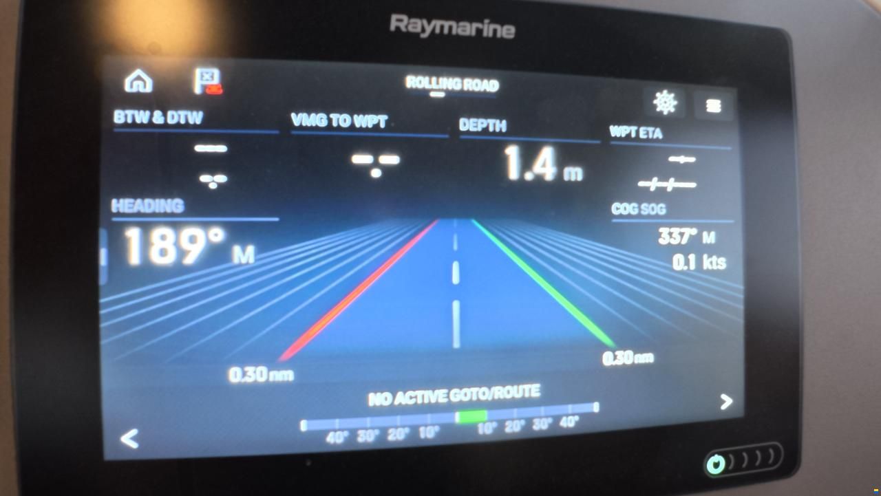 Sealine F42/5