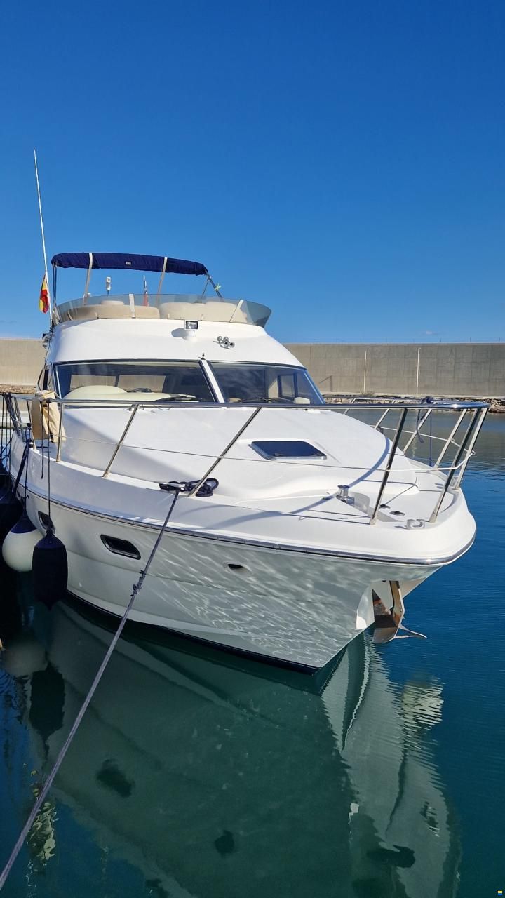 Sealine F42/5