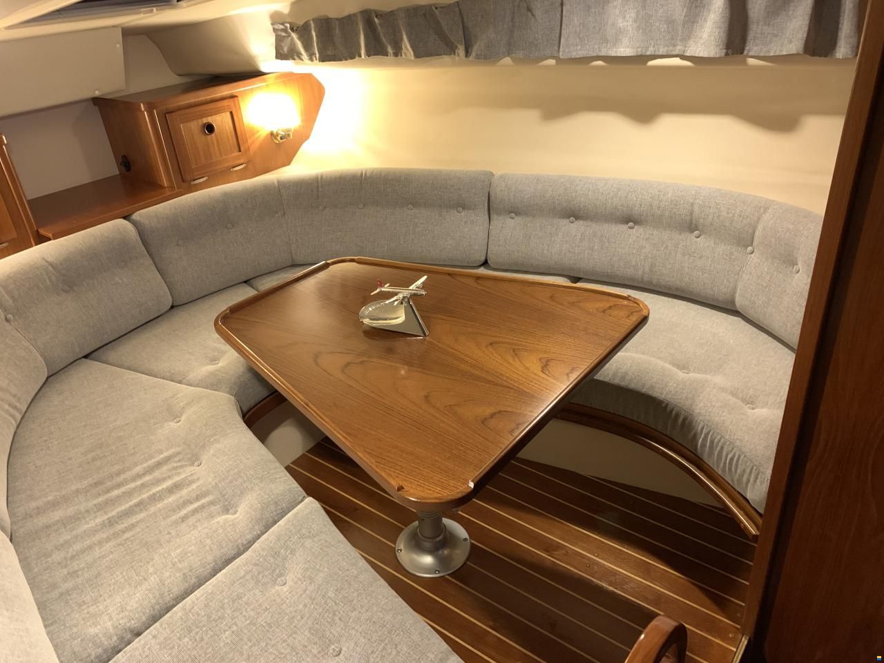 Marex Sun Cruiser 290