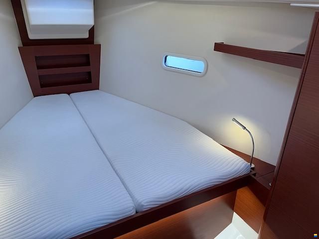 Hanse 388