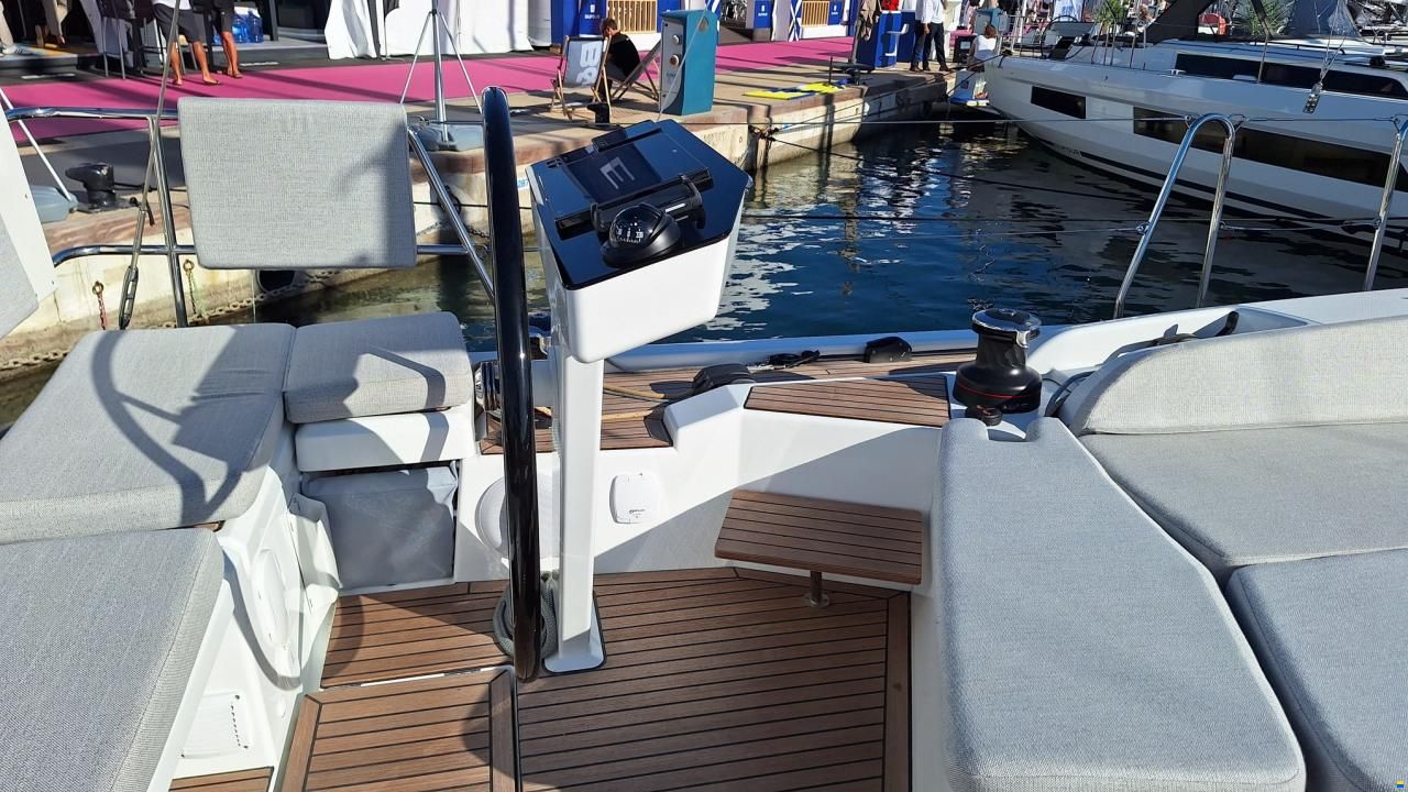 Beneteau OCEANIS 52
