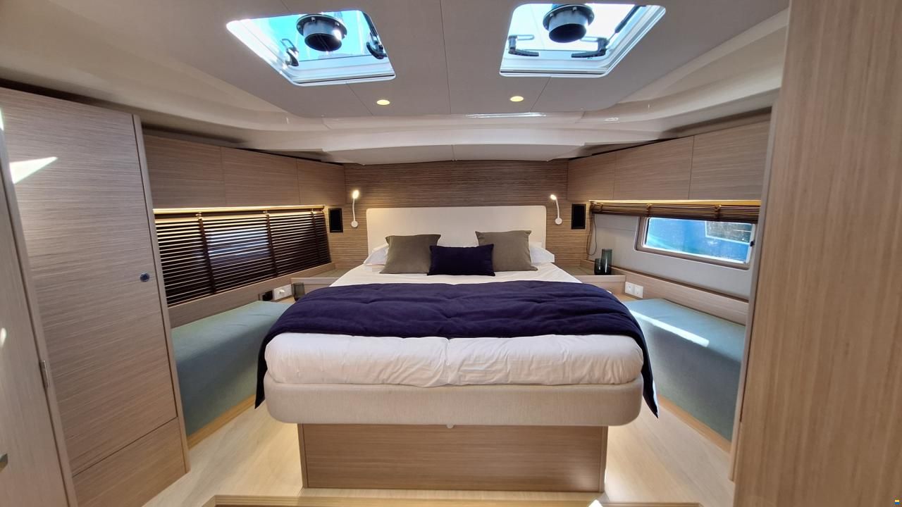 Beneteau OCEANIS 52
