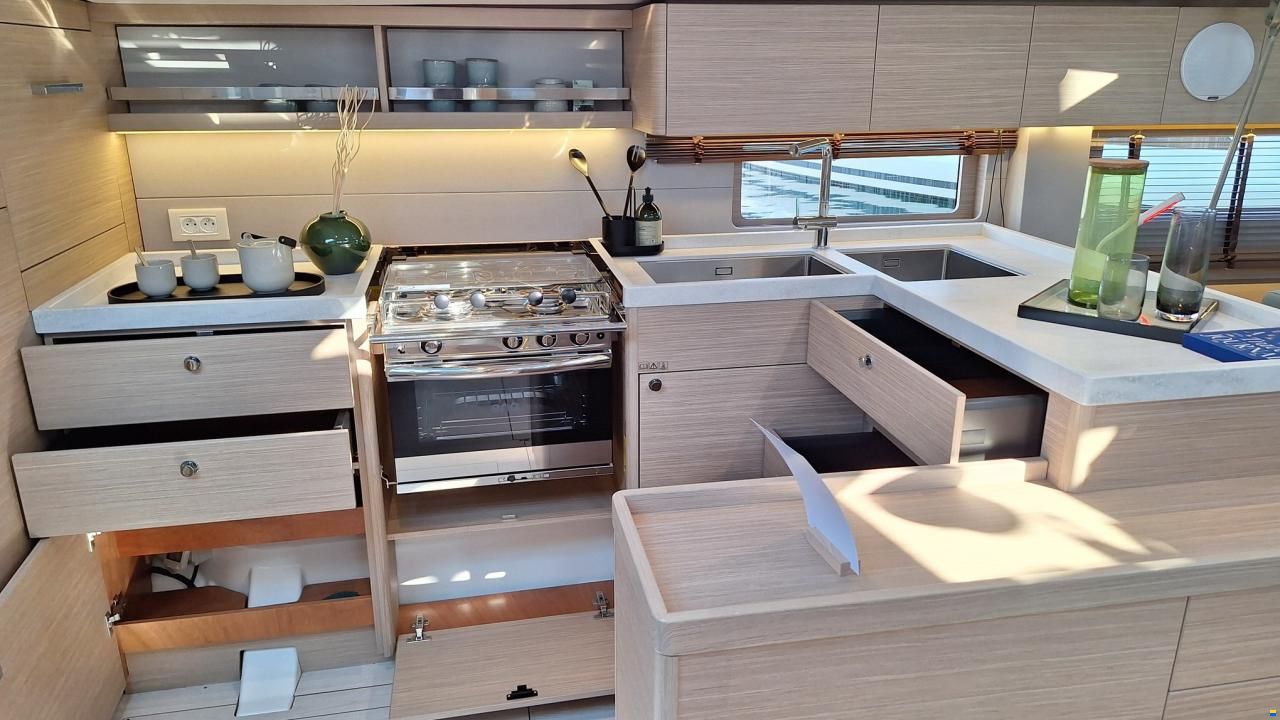 Beneteau OCEANIS 52