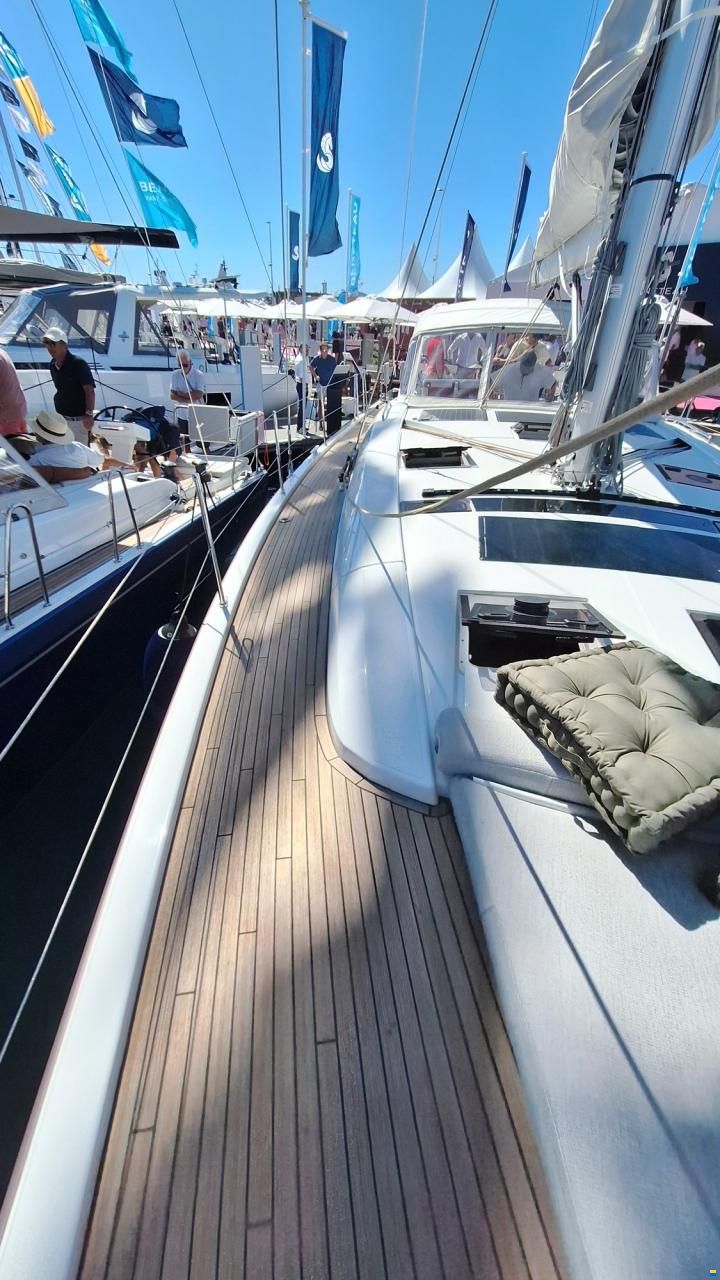 Beneteau OCEANIS 52