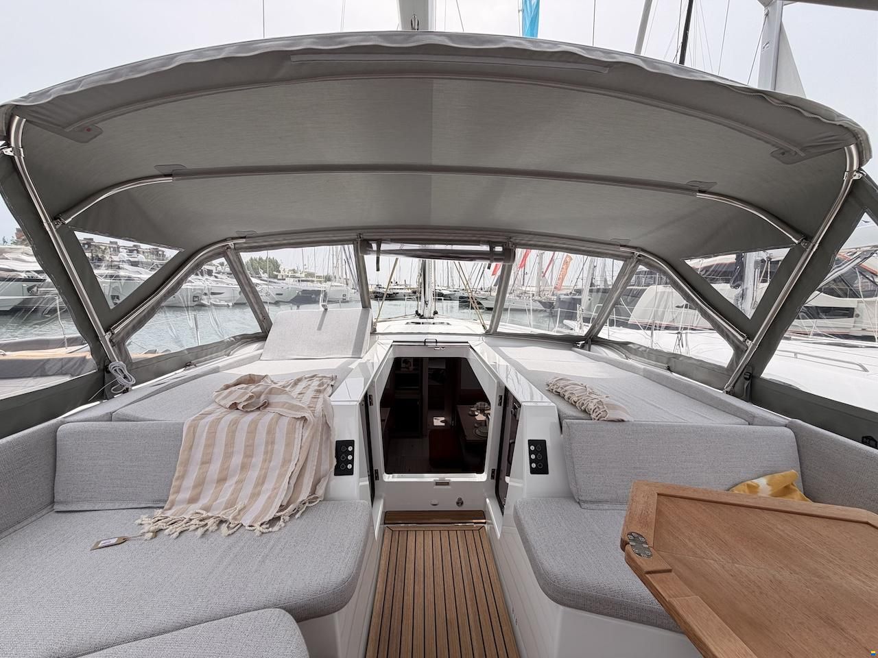 Beneteau OCEANIS 52