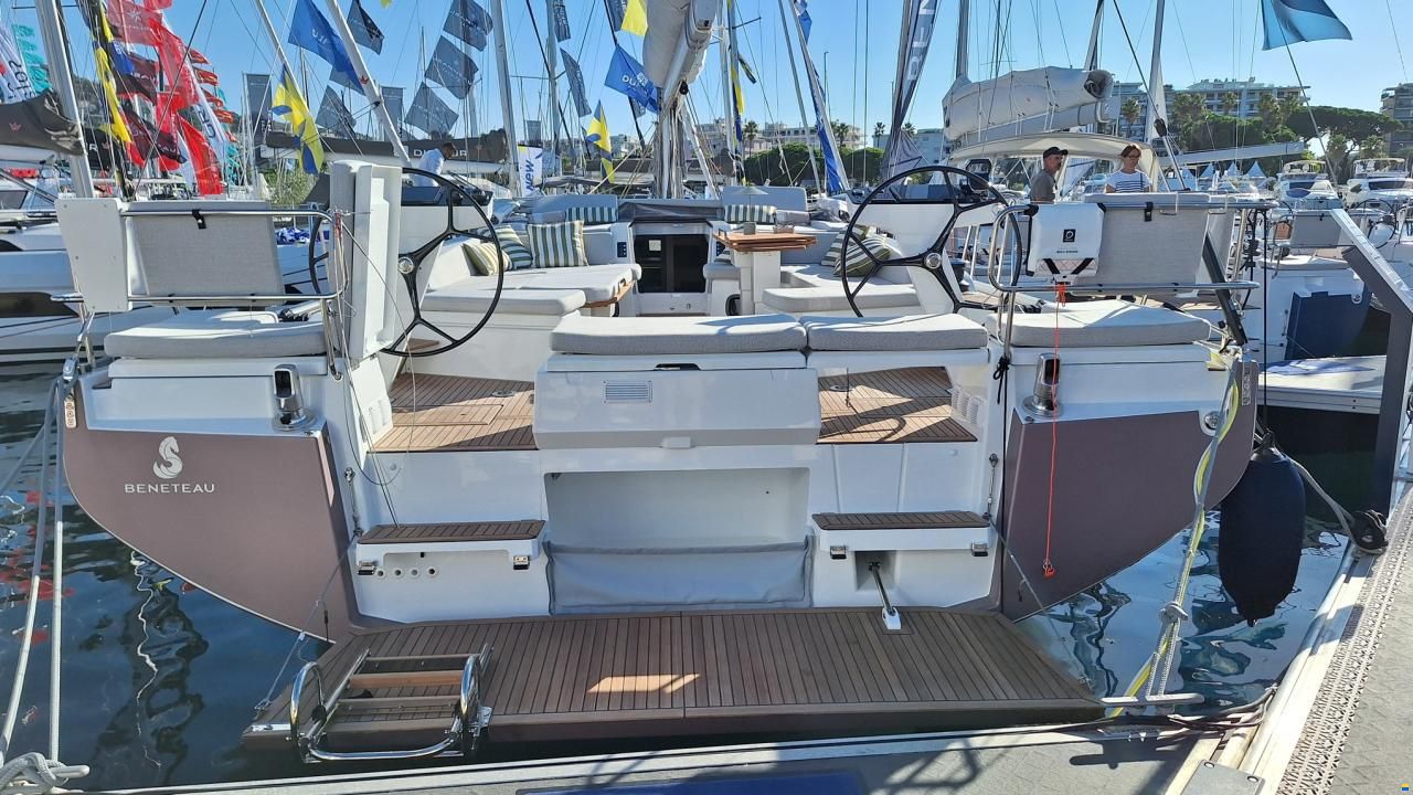 Beneteau OCEANIS 52