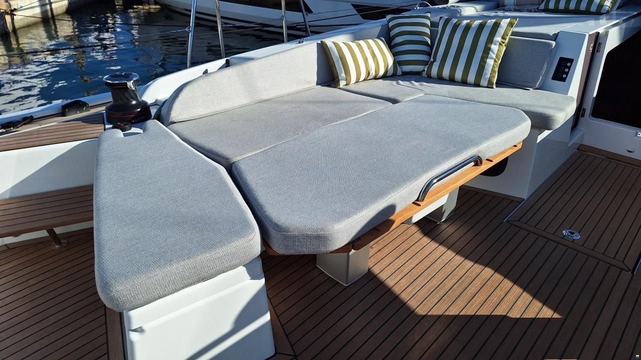 Beneteau OCEANIS 52