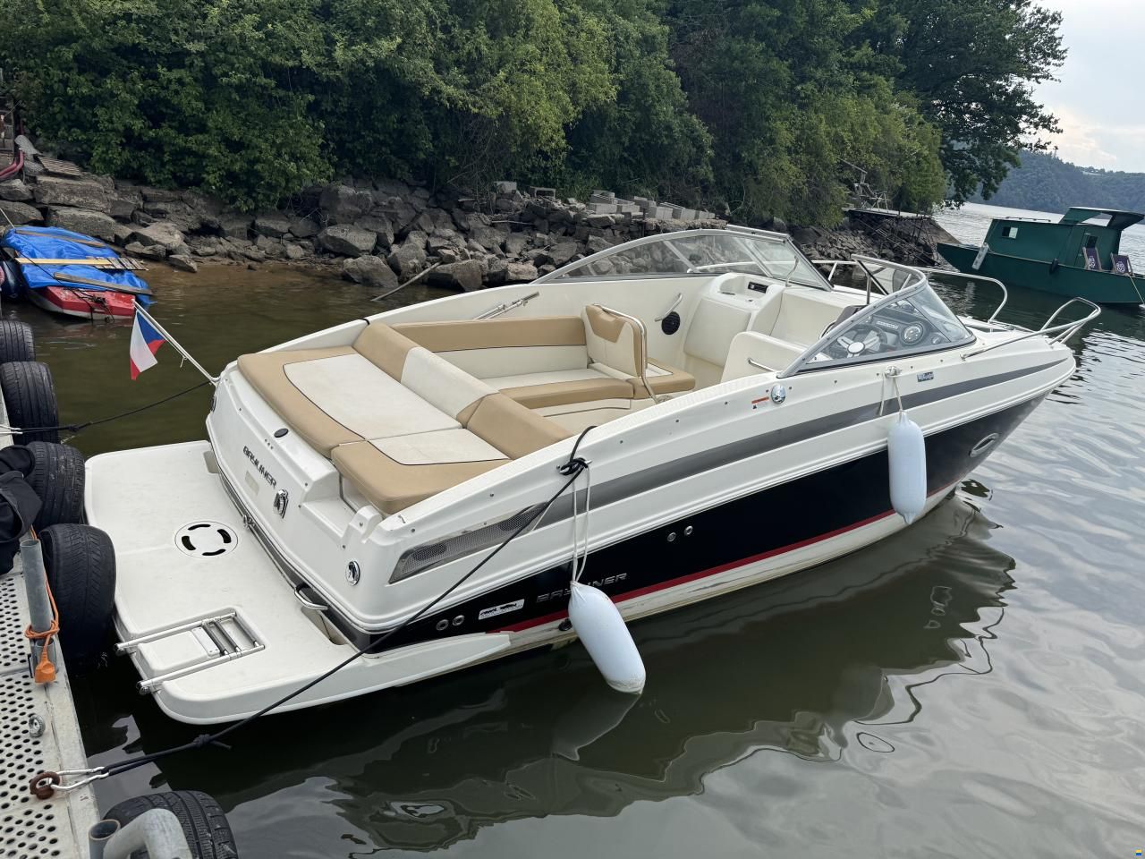 Bayliner 742 Cuddy