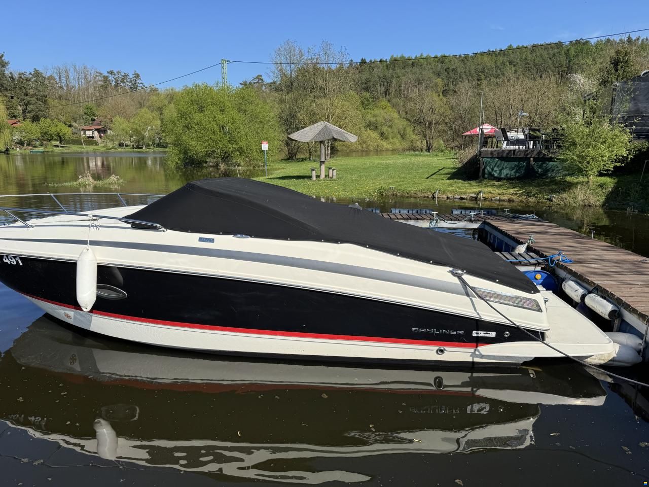 Bayliner 742 Cuddy