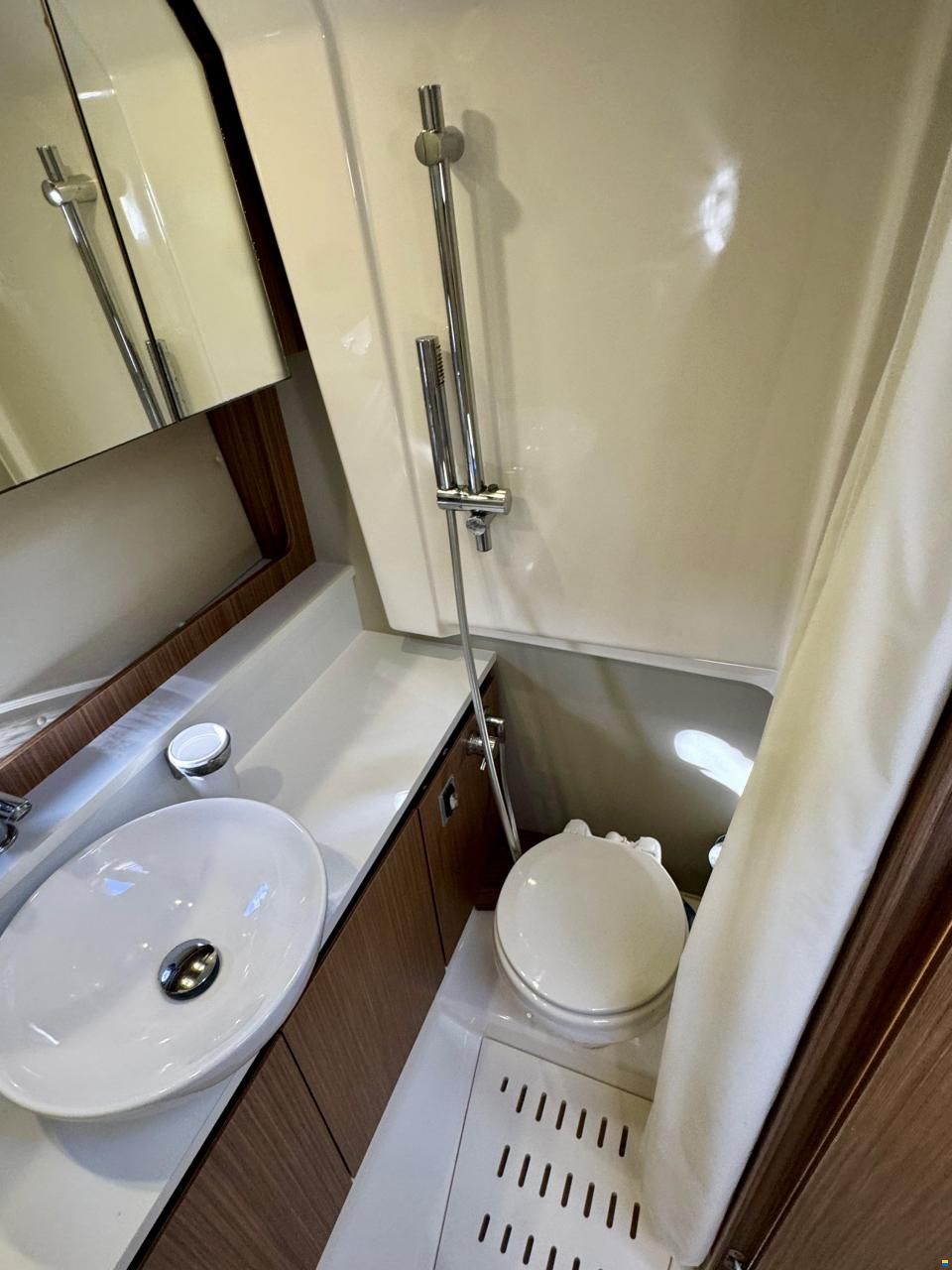 Azimut Atlantis 34