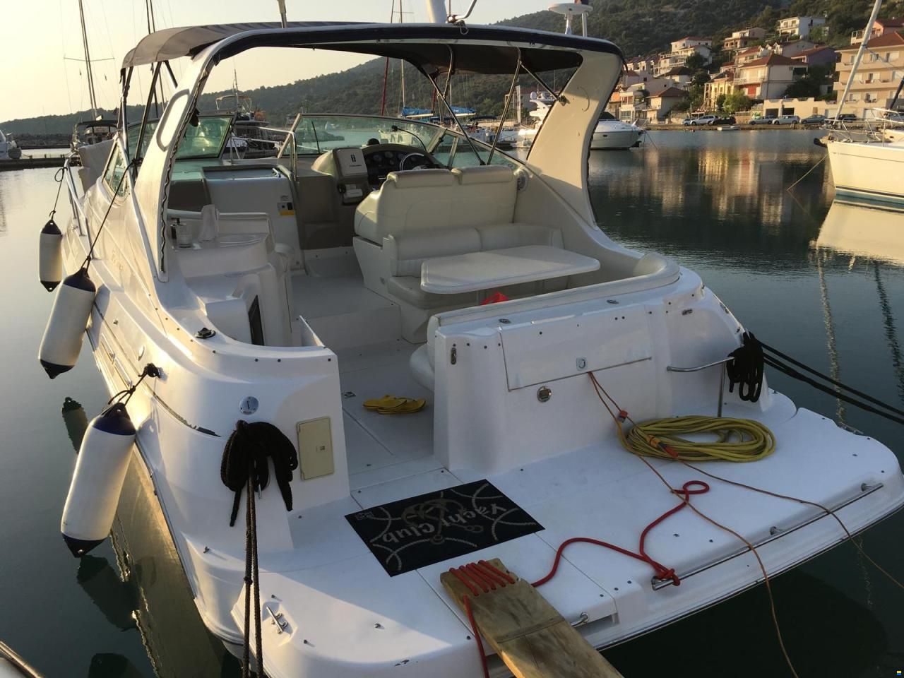 Cruisers Cruiser 3372
