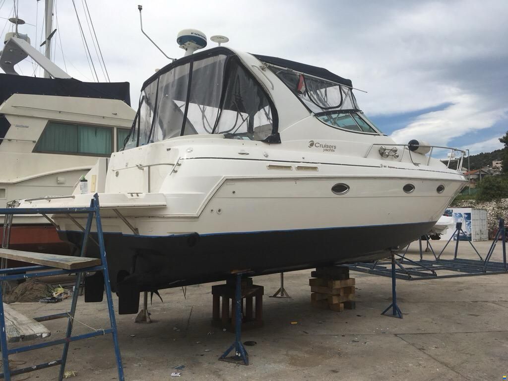 Cruisers Cruiser 3372