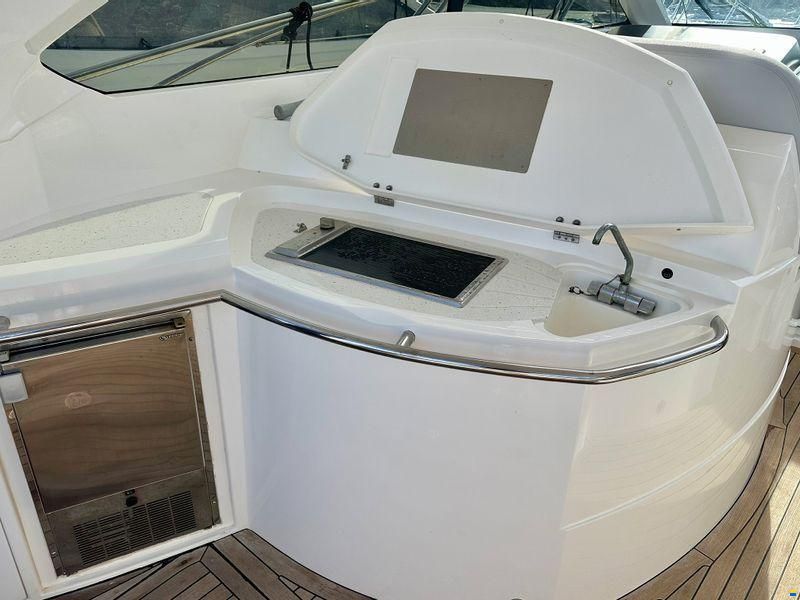 Sunseeker Portofino 47