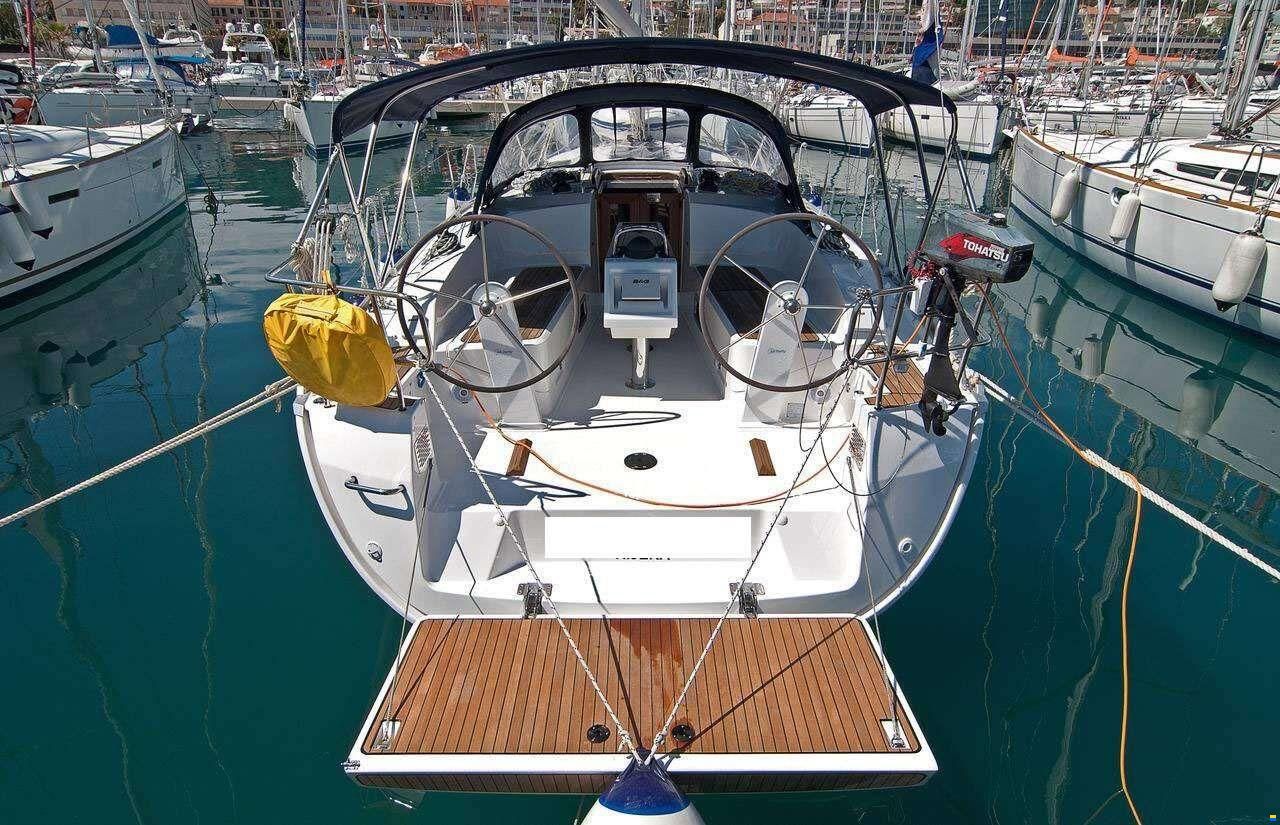 Bavaria 37 CRUISER