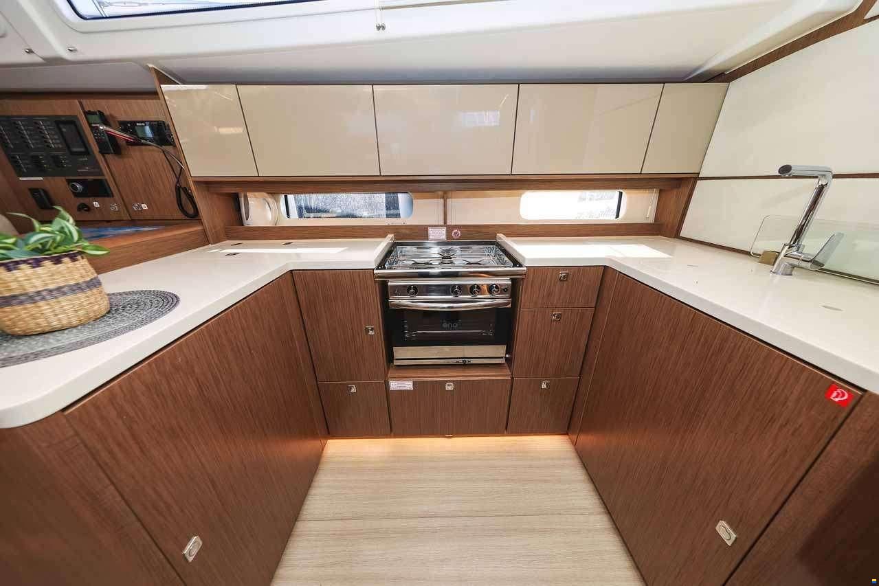 Bavaria C46