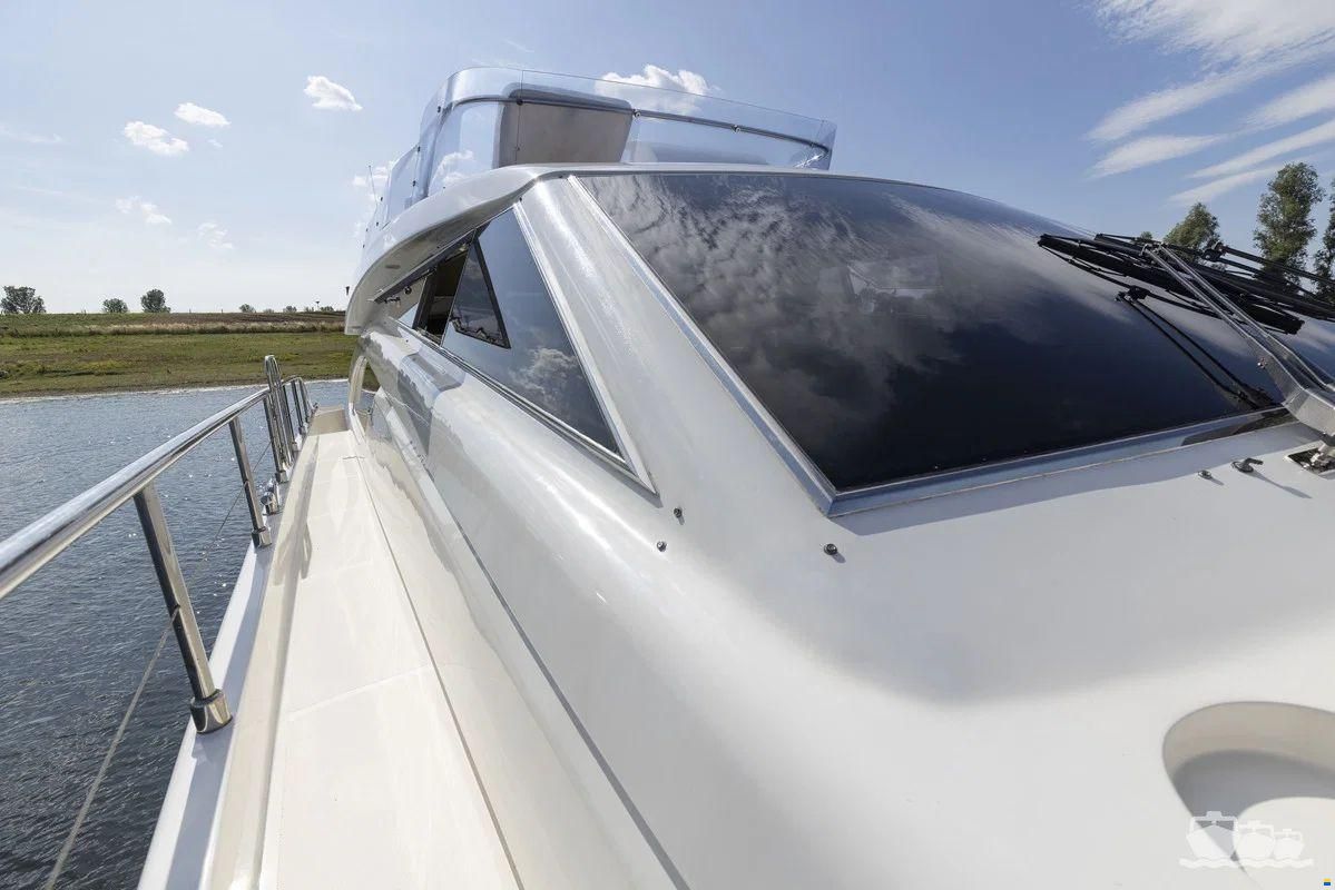 Ferretti 53 Fly