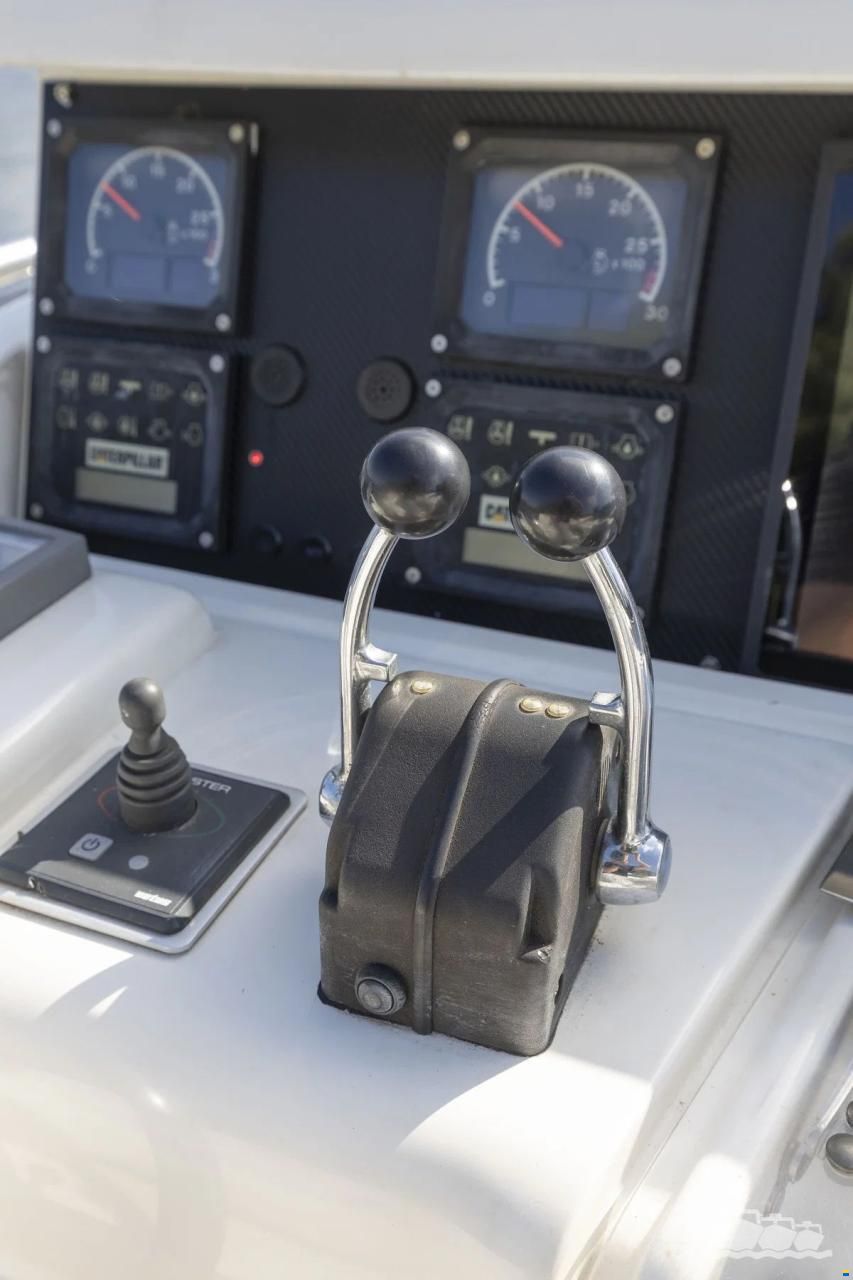 Ferretti 53 Fly
