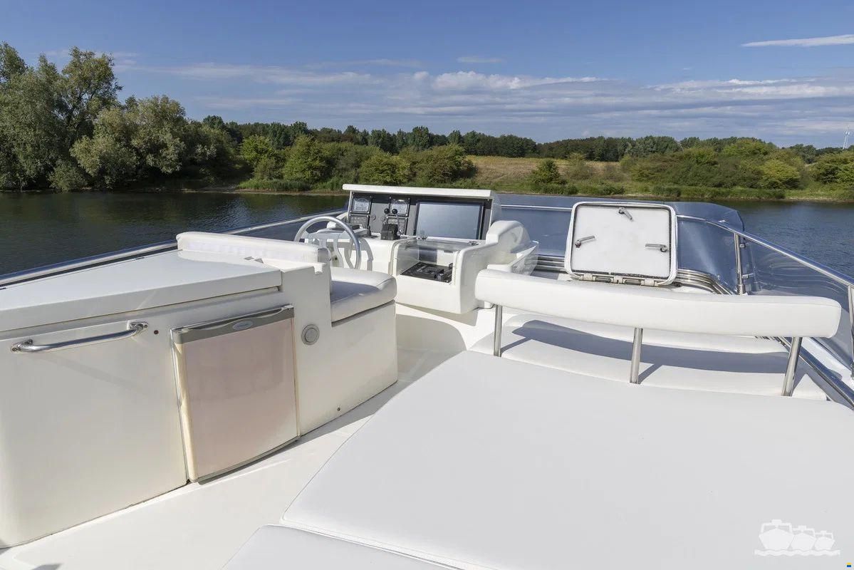 Ferretti 53 Fly
