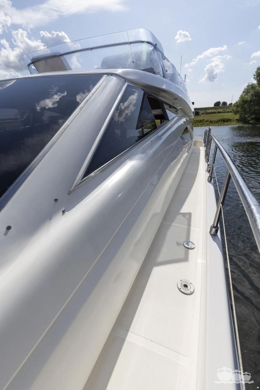 Ferretti 53 Fly