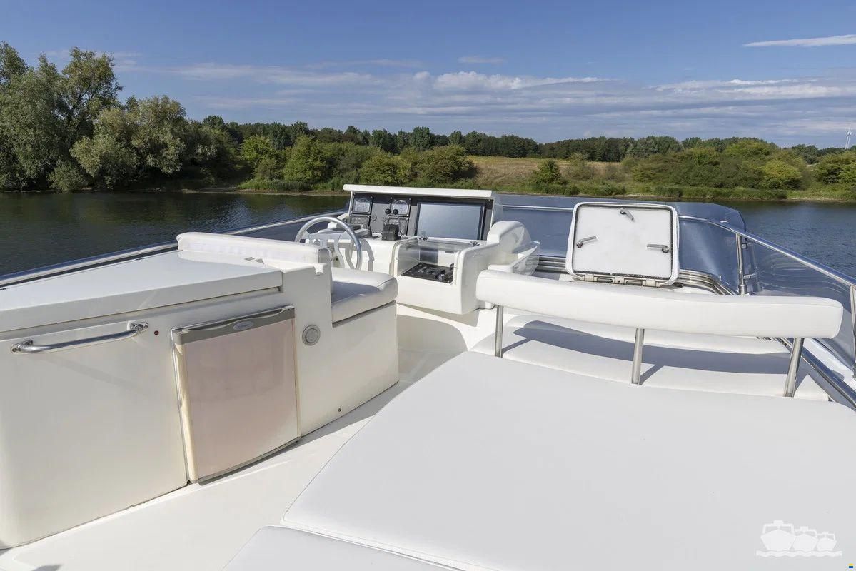Ferretti 53 Fly