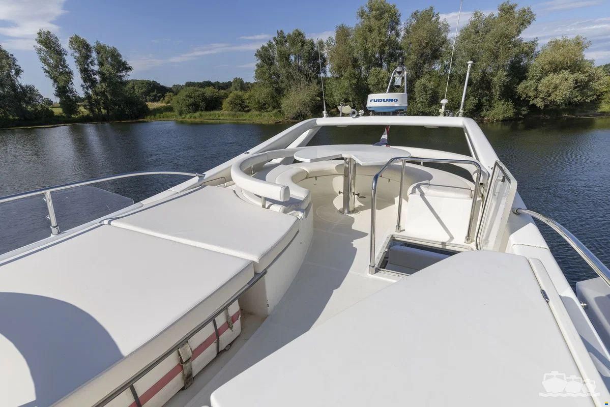 Ferretti 53 Fly