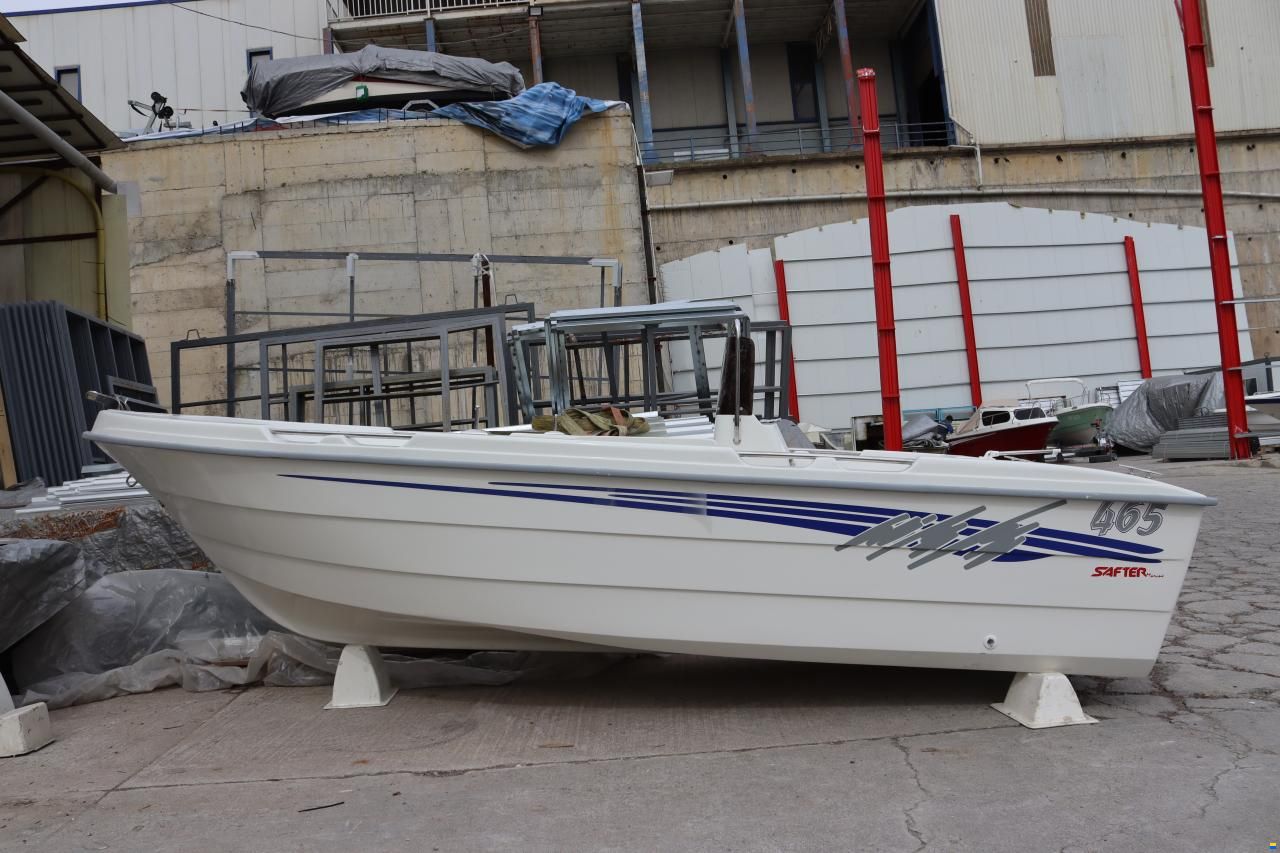 Safter Marine Safter 465 Fiber Boat