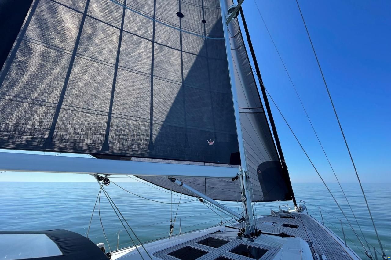 Bavaria Cruiser 57 Style