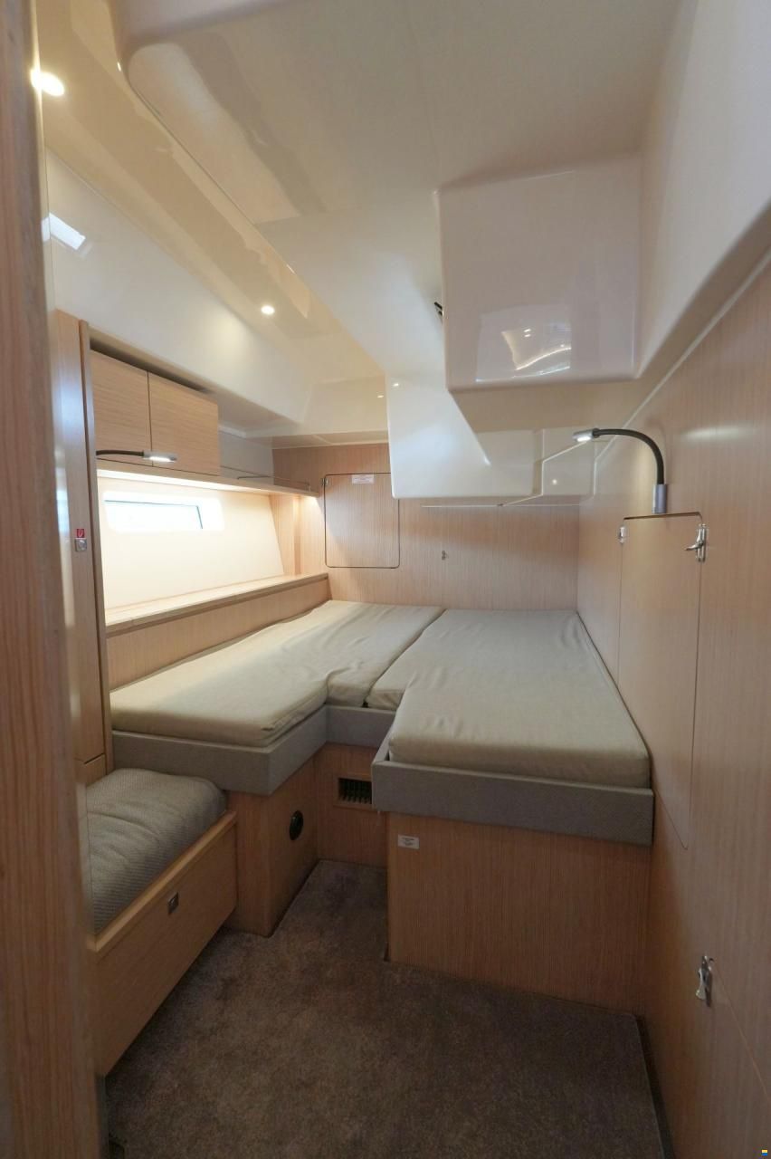 Bavaria Cruiser 57 Style