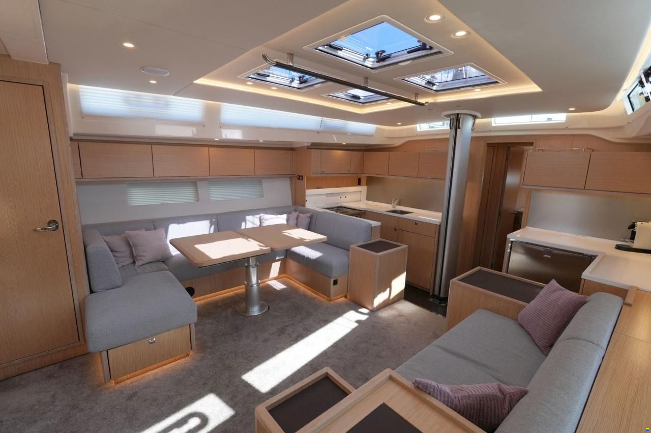 Bavaria Cruiser 57 Style