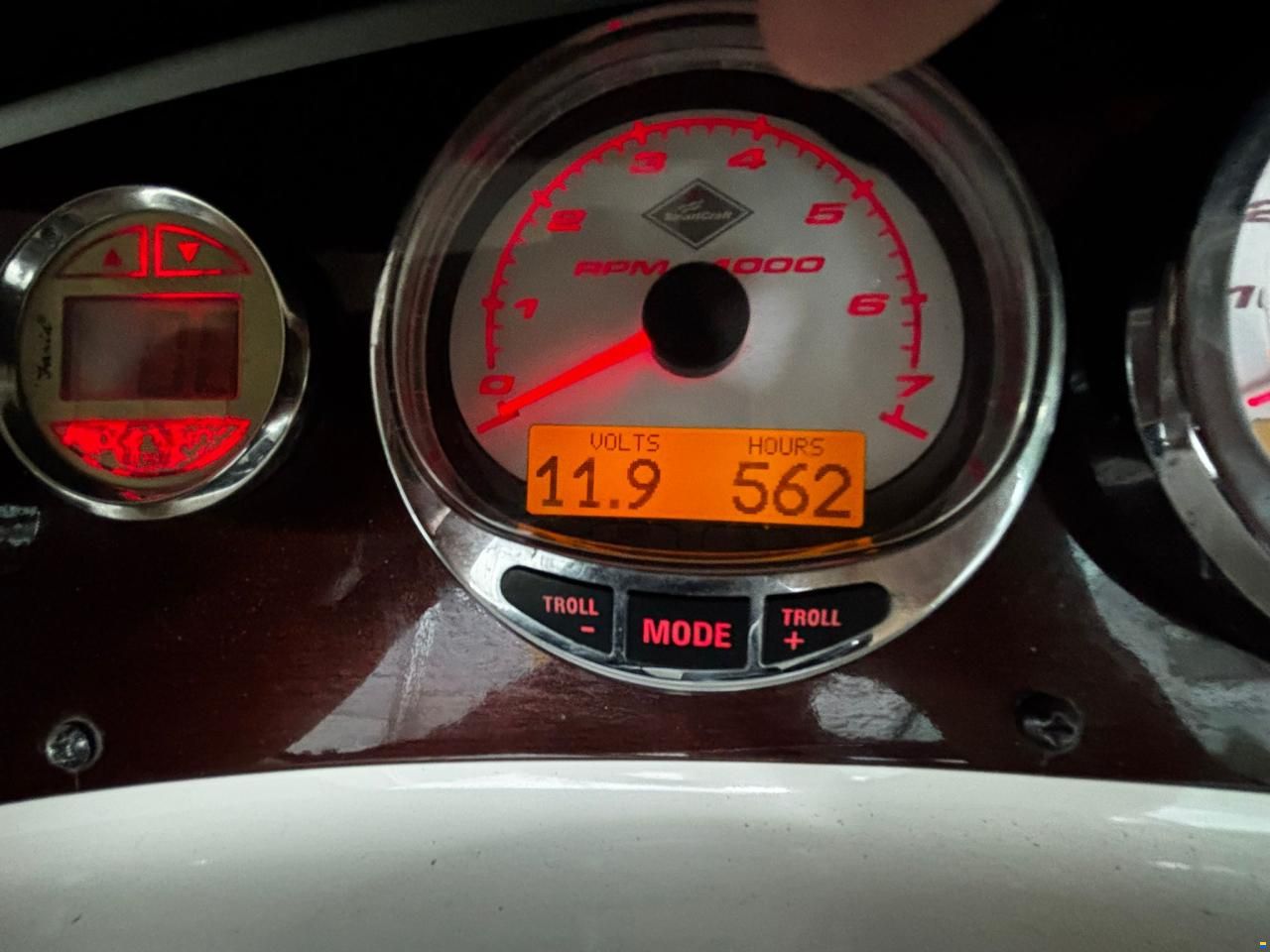Maxum 2500 SE