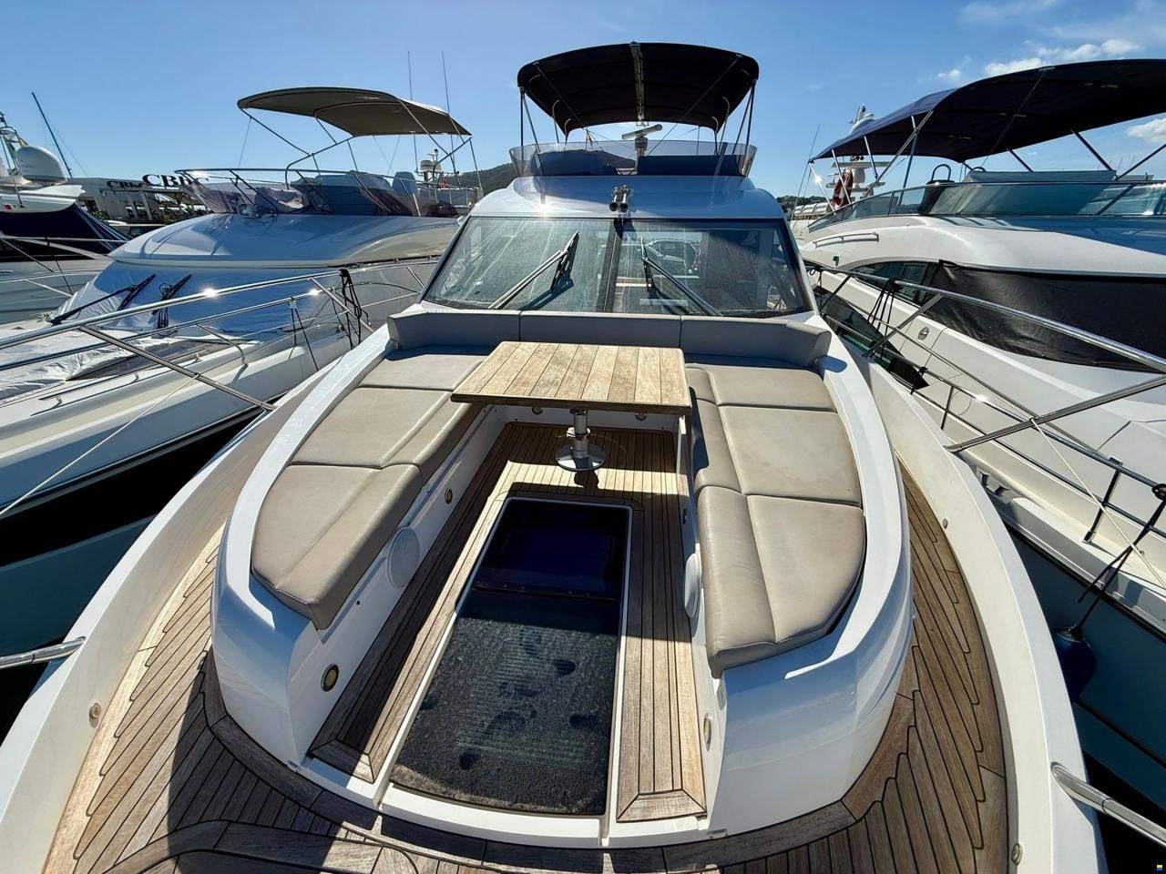 Sunseeker Manhattan 52