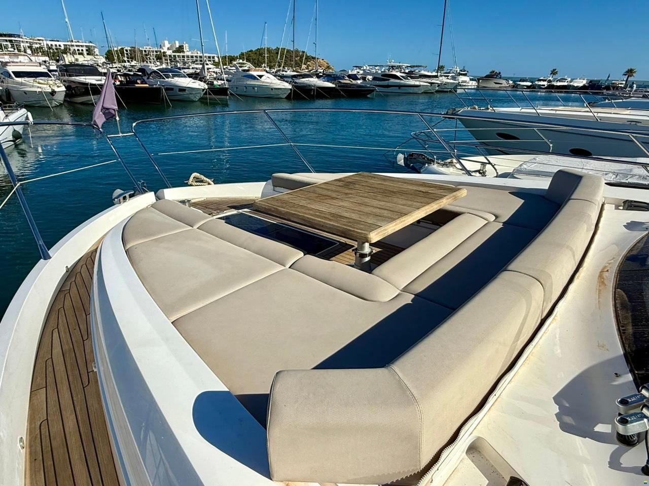 Sunseeker Manhattan 52