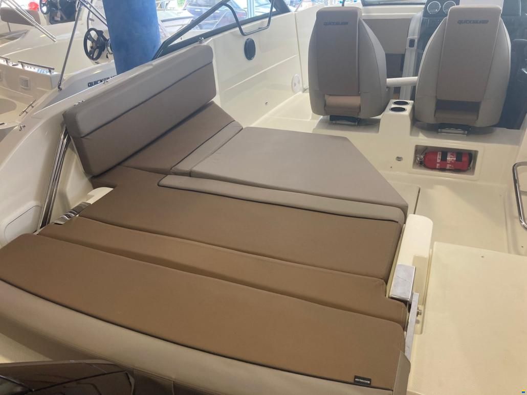 Quicksilver Activ 675 Bowrider