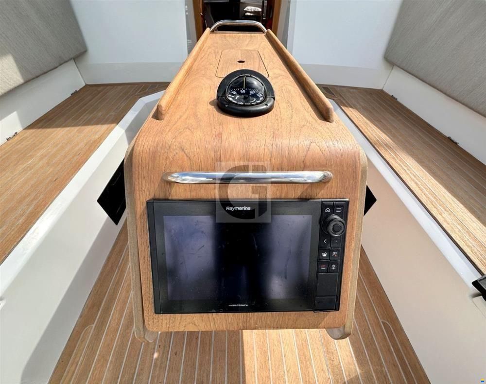 Wauquiez Pilot Saloon 48