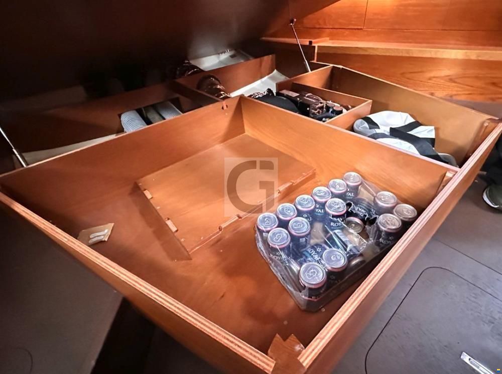 Wauquiez Pilot Saloon 48
