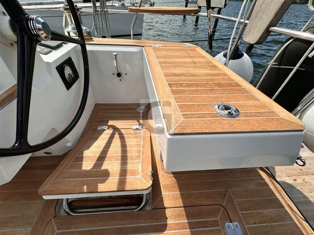 Wauquiez Pilot Saloon 48