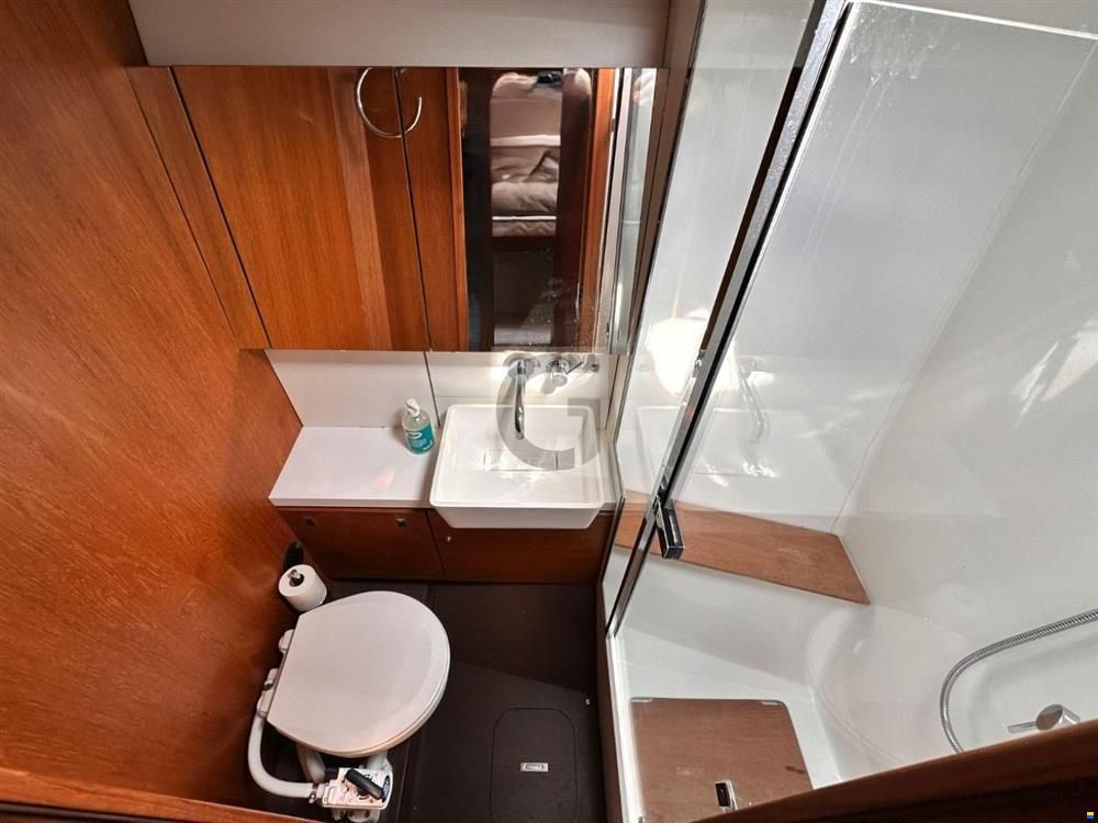 Wauquiez Pilot Saloon 48