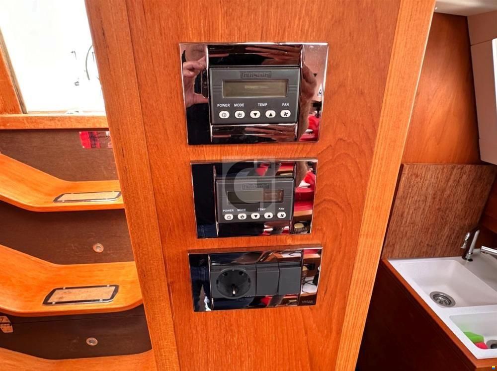 Wauquiez Pilot Saloon 48