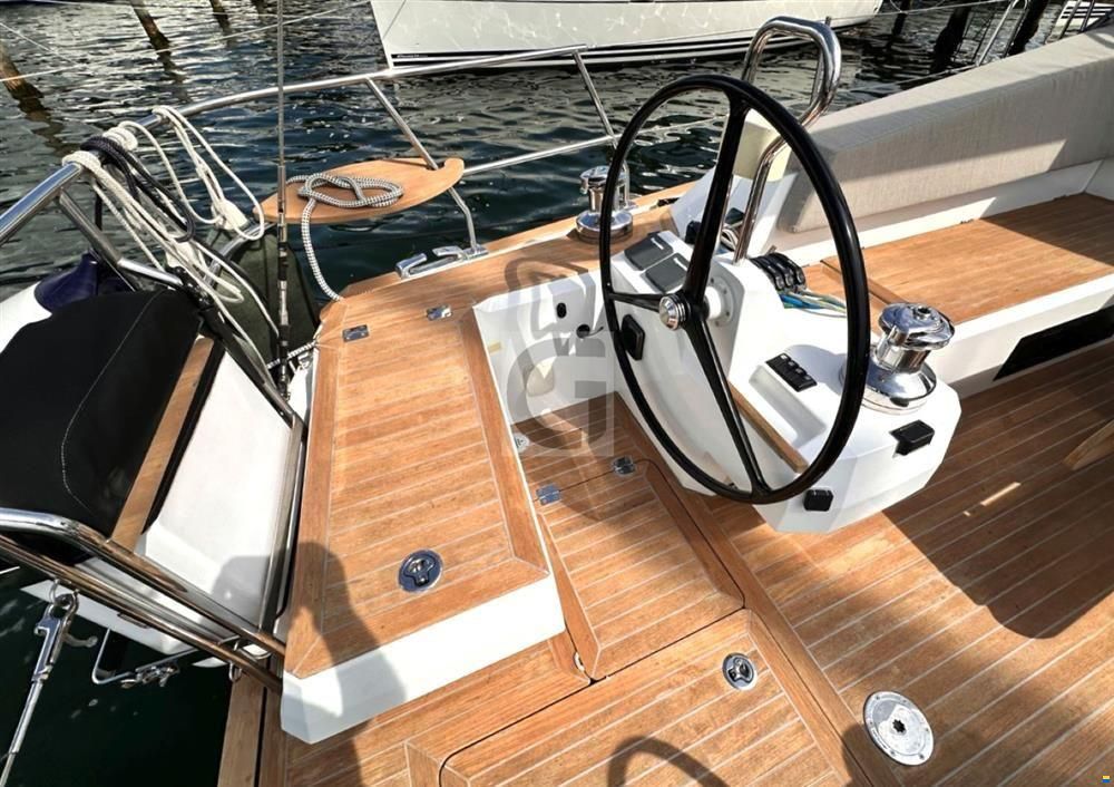 Wauquiez Pilot Saloon 48