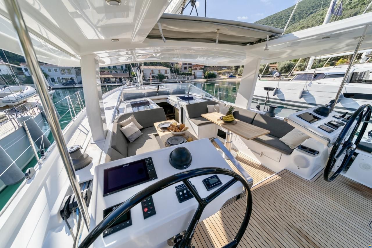 Hanse 588