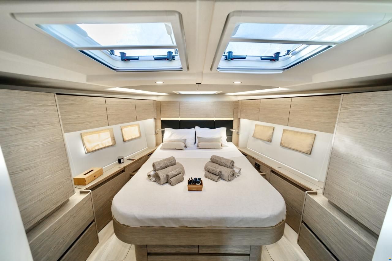 Hanse 588