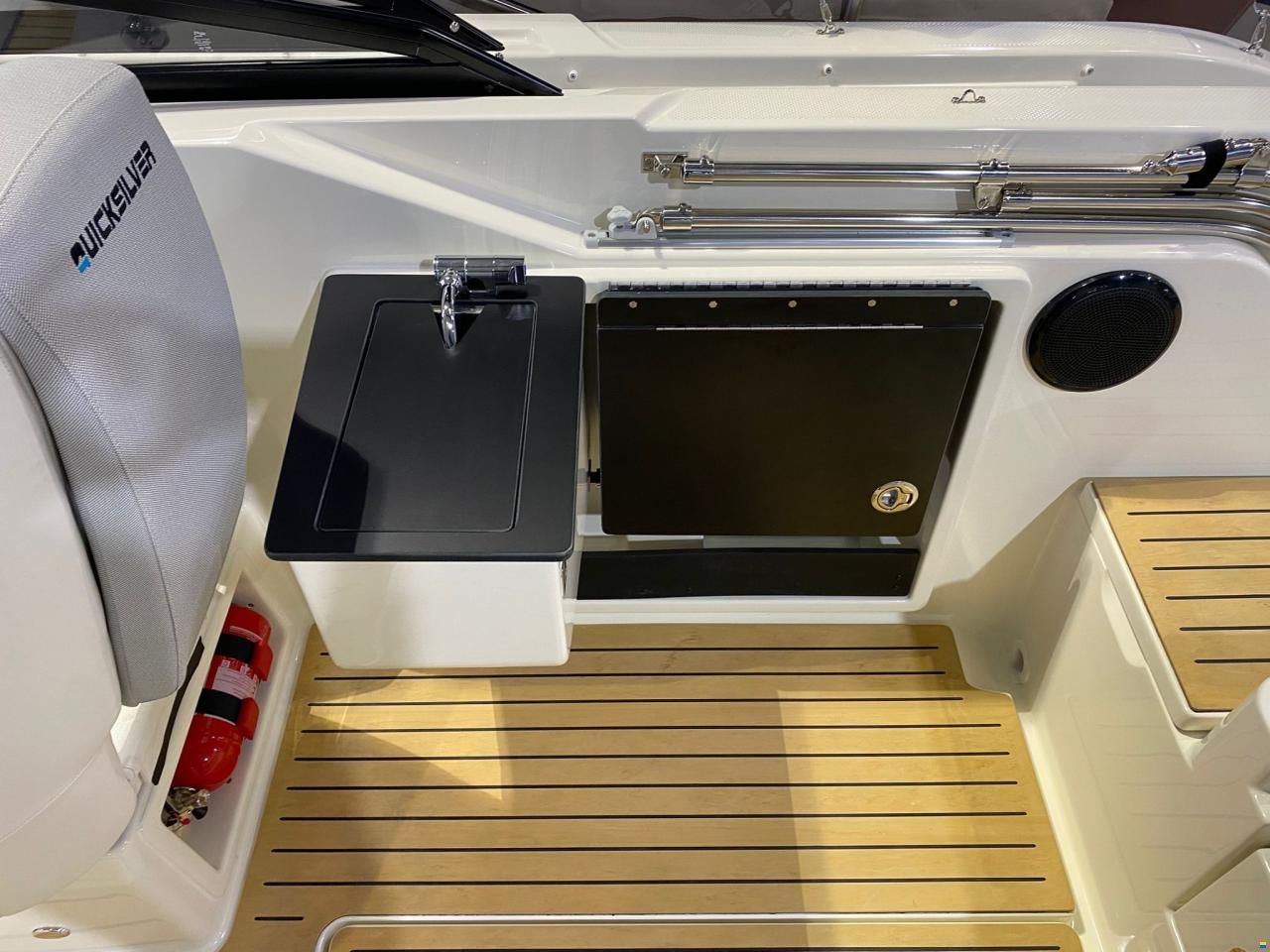 Quicksilver ACTIV 675 CRUISER