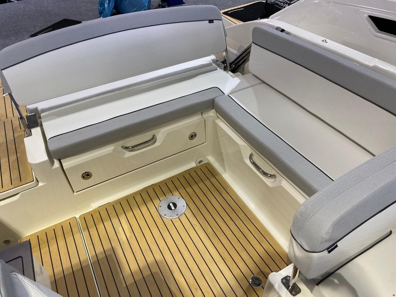 Quicksilver ACTIV 675 CRUISER