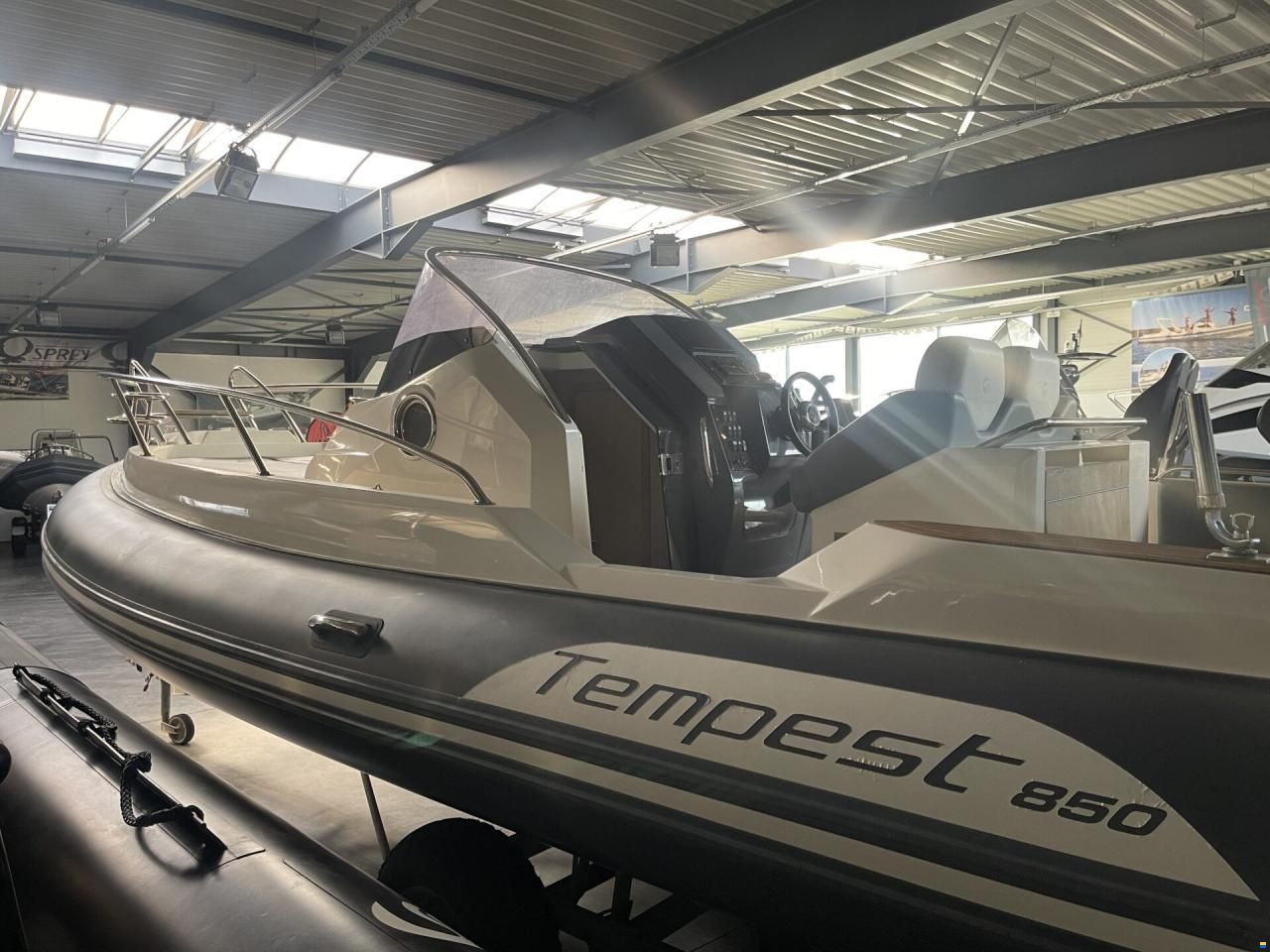 Capelli Tempest 850 WA